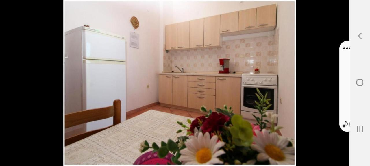 Apartments Bilo Near Primošten Extérieur photo